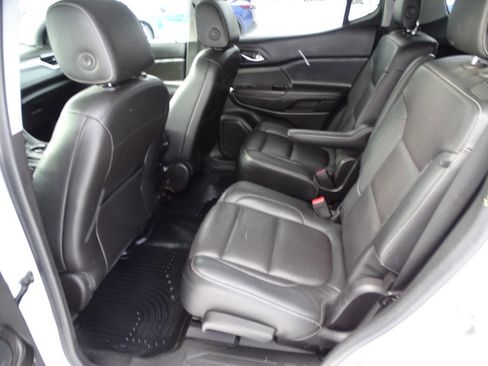 Used 2018 GMC Acadia SLT image 34