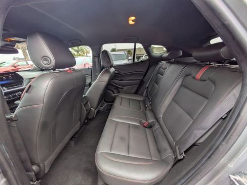 Used 2024 Chevrolet Trax RS image 11