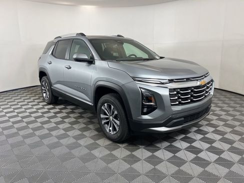New 2026 Chevrolet Equinox LT FWD image 6