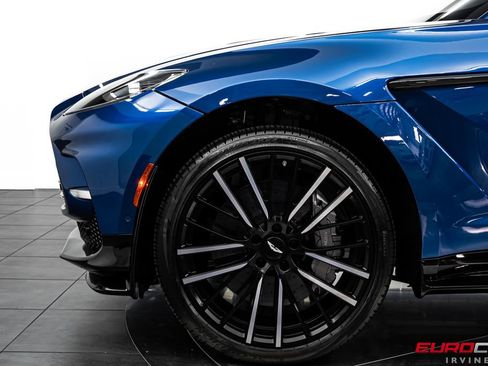 Used 2023 Aston Martin DBX 707 AWD/4WD image 16
