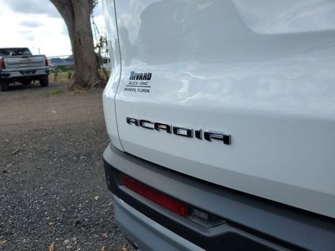 New 2026 GMC Acadia Elevation image 8