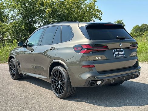 New 2026 BMW X5 sDrive40i w/ M Sport Package image 6
