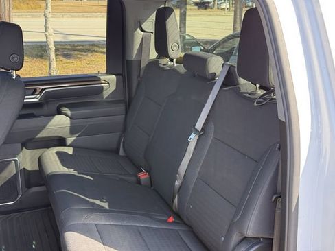 Used 2025 Chevrolet Silverado 2500 LT w/ Convenience Package image 29