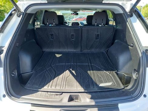 Used 2021 Chevrolet Blazer LT FWD image 9