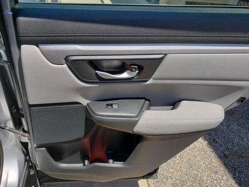 Used 2018 Honda CR-V LX image 17