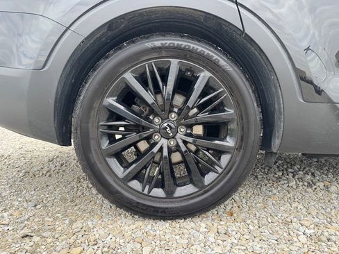 Used 2022 Kia Telluride SX w/ Towing Package AWD/4WD image 17