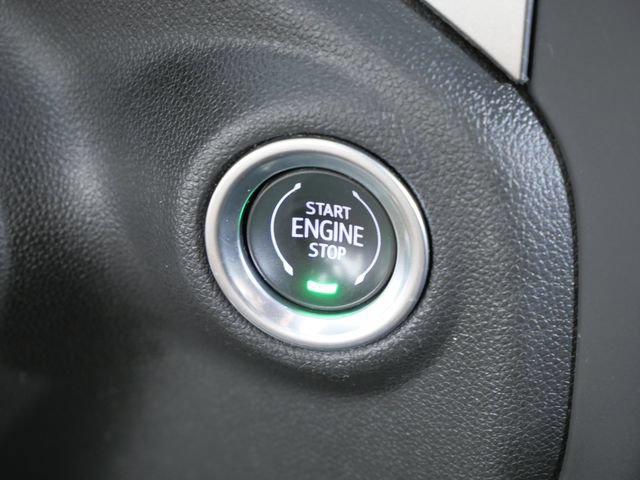 Used 2021 Chevrolet Silverado 1500 LT AWD/4WD image 25