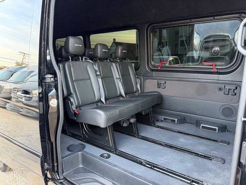 Used 2024 Mercedes-Benz Sprinter 2500 image 27