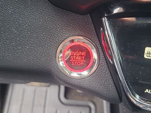 Used 2019 Honda HR-V EX image 13