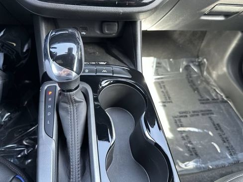 Certified 2025 Buick Envista Sport Touring w/ Convenience I Package FWD image 23