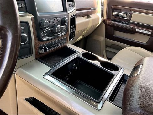 Used 2015 RAM 2500 Laramie w/ Convenience Group image 19