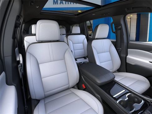 New 2026 Chevrolet Traverse High Country image 16