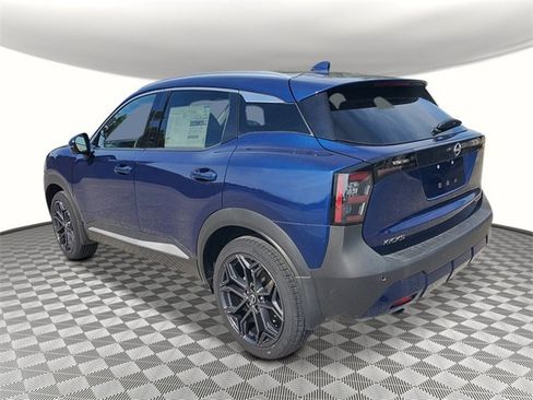 New 2025 Nissan Kicks SR image 4