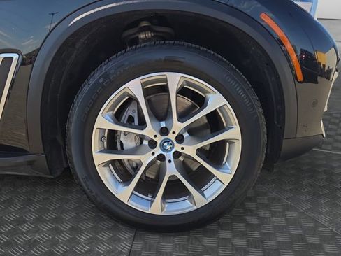 Used 2023 BMW X5 xDrive45e image 40