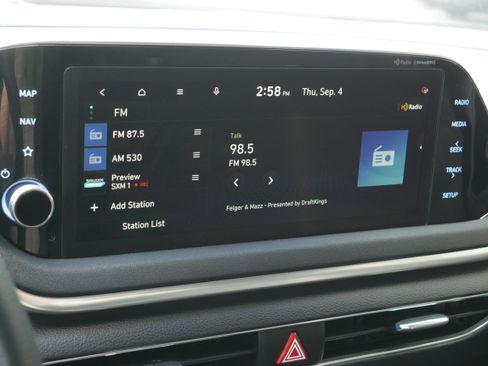 Used 2023 Hyundai Sonata SEL image 16