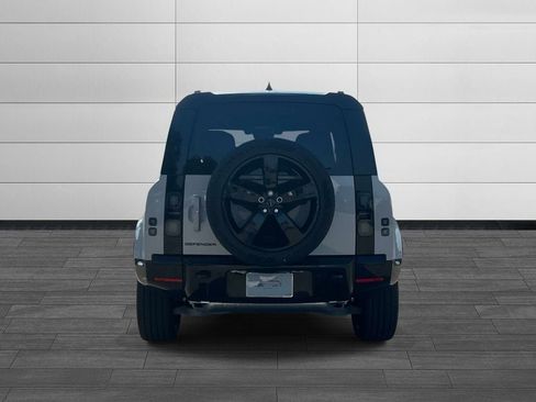 New 2026 Land Rover Defender 110 X-Dynamic SE AWD/4WD image 4