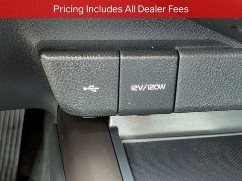 Used 2024 Toyota Camry SE FWD image 23