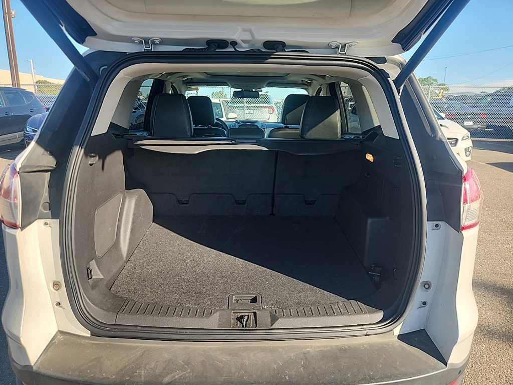 Used 2013 Ford Escape Titanium w/ Parking Technology Pkg AWD/4WD image 17