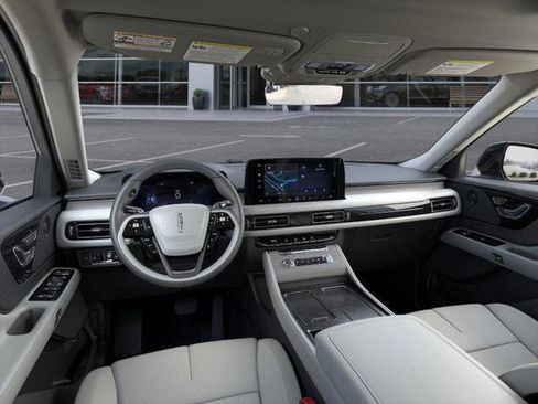 New 2025 Lincoln Aviator Reserve w/ Illumination Package image 9