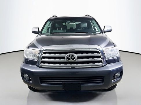Used 2016 Toyota Sequoia Limited w/ Safety & Convenience Package image 2