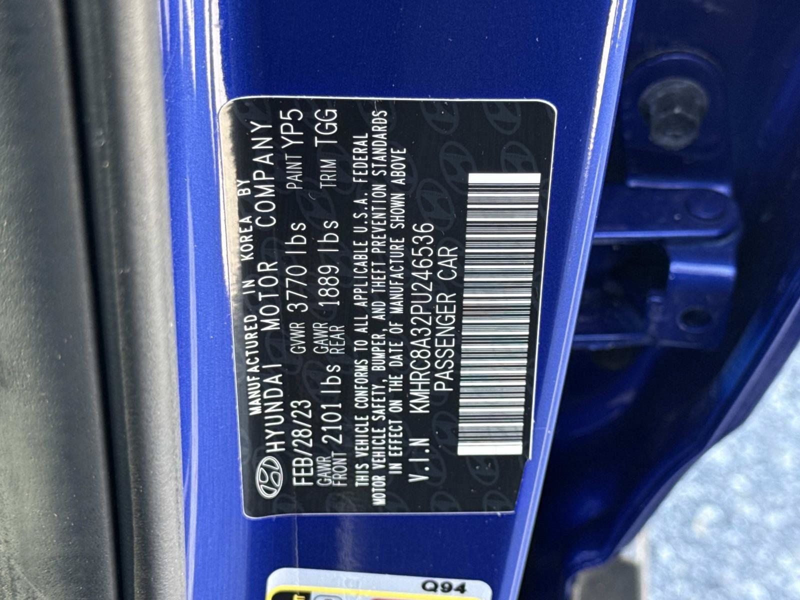 Used 2023 Hyundai Venue SEL w/ Cargo Package FWD image 31
