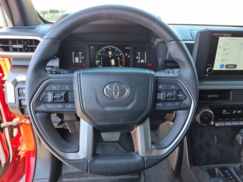 Certified 2026 Toyota 4Runner SR5 AWD/4WD image 9