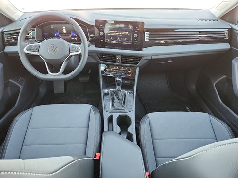 New 2026 Volkswagen Jetta SE image 11