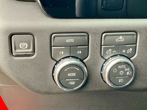 New 2026 GMC Sierra 1500 Elevation image 53