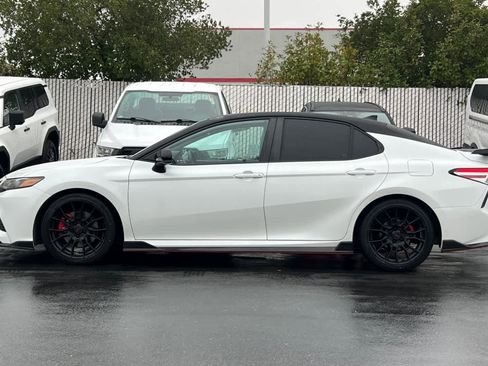 Used 2020 Toyota Camry TRD image 9