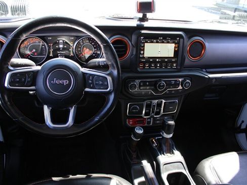 Used 2021 Jeep Gladiator Mojave AWD/4WD image 14