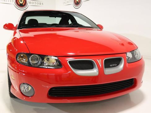 Used 2004 Pontiac GTO image 25