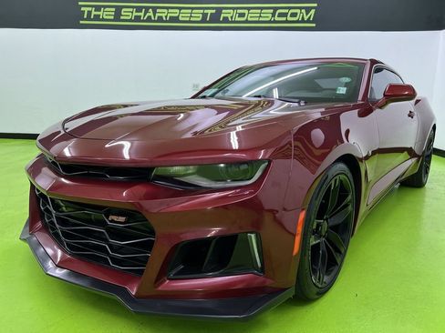 Used 2017 Chevrolet Camaro LT w/ RS Package RWD image 5
