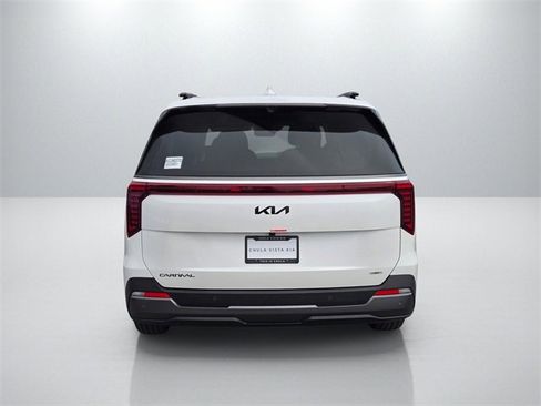 New 2026 Kia Carnival SX Prestige image 5