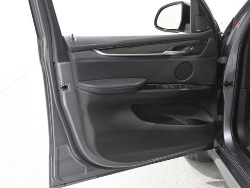 Used 2015 BMW X5 xDrive35d image 4