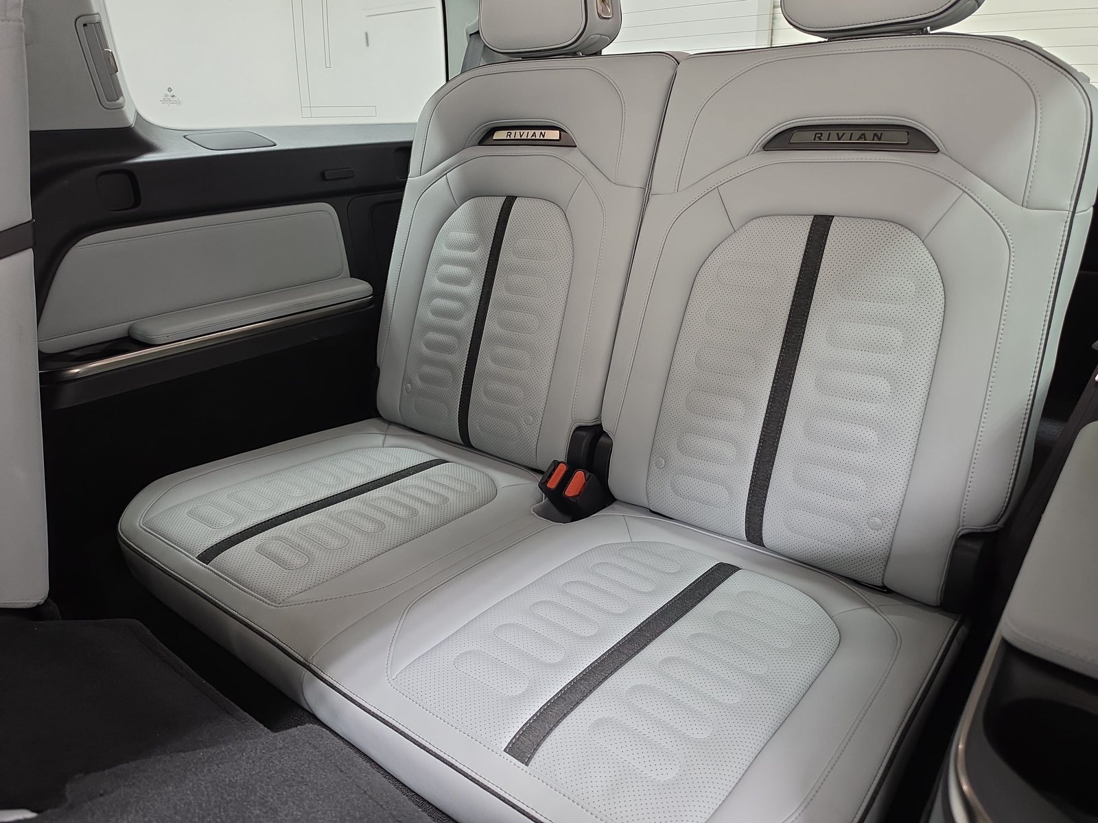 Used 2023 Rivian R1S Adventure Quad AWD/4WD image 22