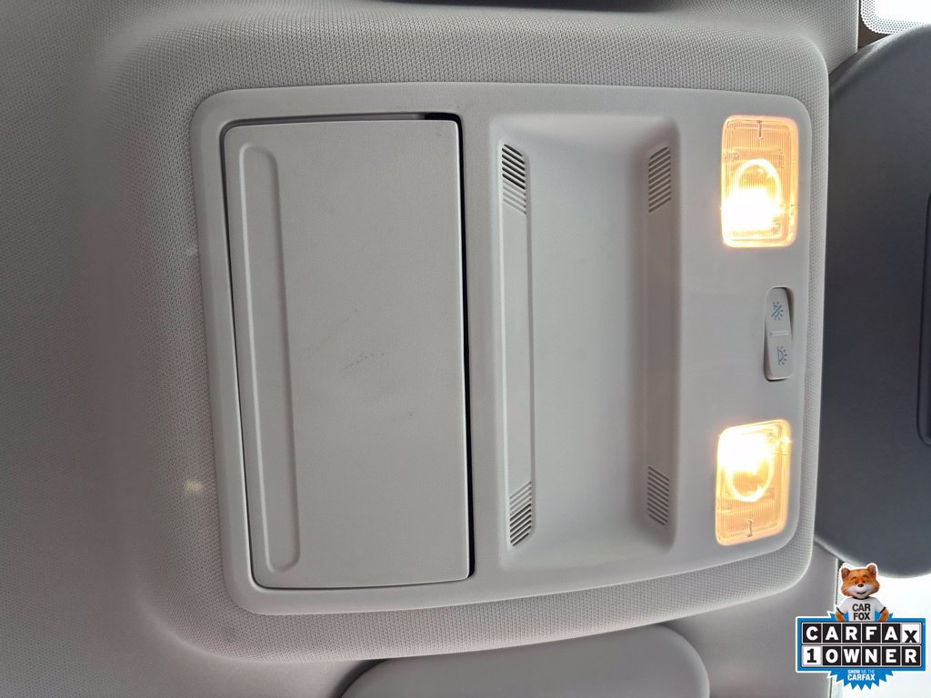 Used 2025 Ford Escape Platinum AWD/4WD image 24
