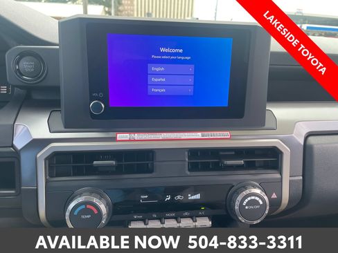 Certified 2026 Toyota Tacoma SR5 AWD/4WD image 33