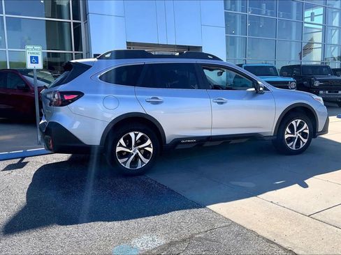 Used 2021 Subaru Outback Limited AWD/4WD image 6