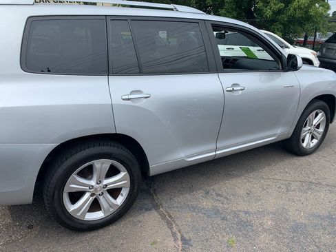 Used 2008 Toyota Highlander Limited AWD/4WD image 5