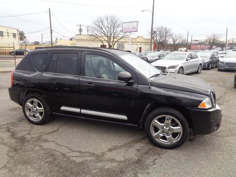 Used 2007 Jeep Compass Limited w/ Boston Acoustics Sound Group image 10