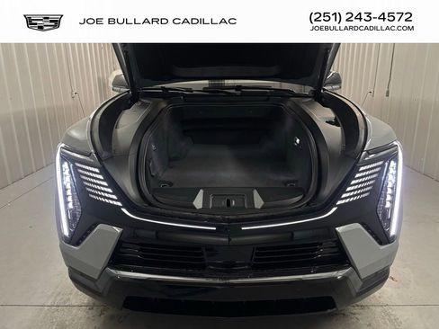 New 2026 Cadillac Escalade IQ Sport 1 w/ LPO, Floor Liner Package AWD/4WD image 34
