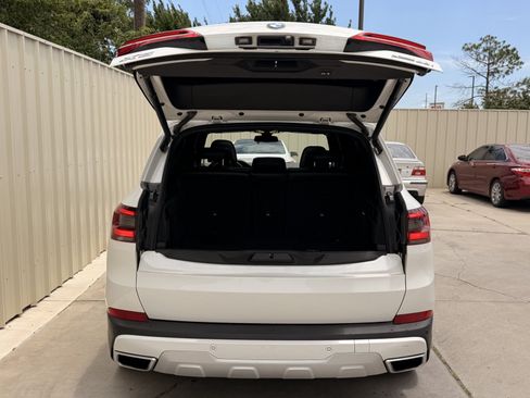 Used 2019 BMW X5 xDrive50i w/ Luxury Seating Package AWD/4WD image 19
