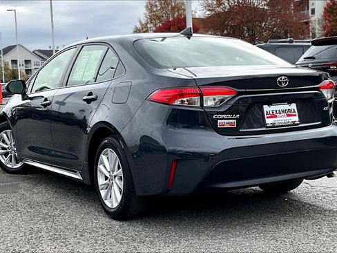 Used 2023 Toyota Corolla LE image 11