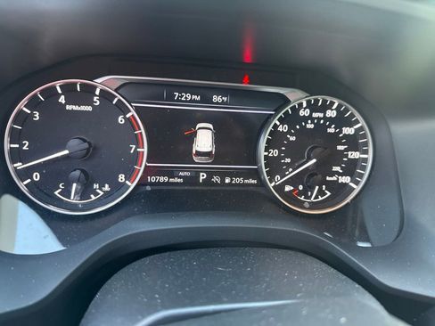 Certified 2025 Nissan Rogue SV w/ SV Premium Package AWD/4WD image 3