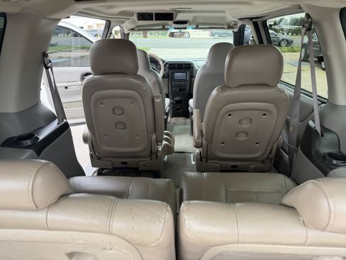 Used 2003 Chevrolet Venture Extended w/ Climate Package FWD image 4