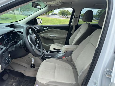 Used 2014 Ford Escape SE FWD image 16