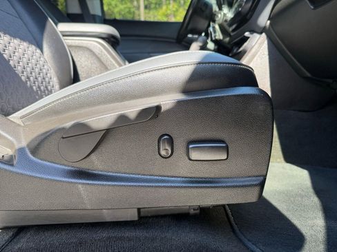 Used 2016 Chevrolet Colorado Z71 image 28