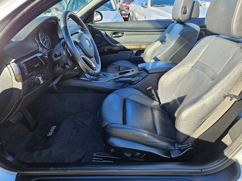 Used 2009 BMW 328i Convertible image 10