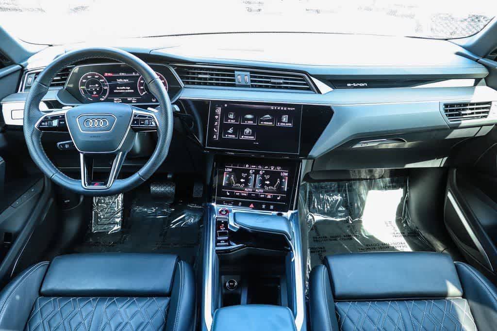 Used 2023 Audi e-tron S Prestige w/ Prestige Package AWD/4WD image 10