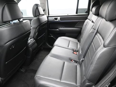 Used 2024 Hyundai Santa Fe Limited FWD image 29
